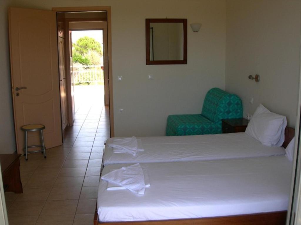Asfodelos Apartment Hotel Kakovatos Extérieur photo